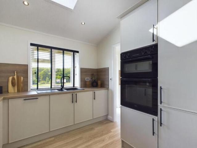 Park Home for sale in The Butts, Kent