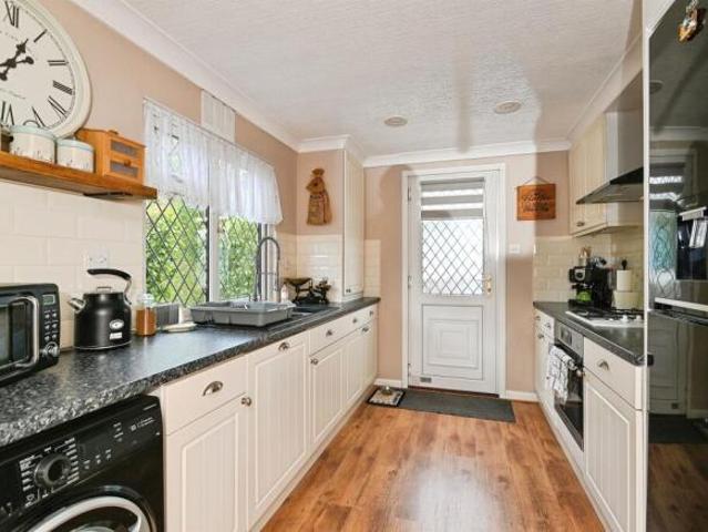 Park Home for sale in Midway, Kent