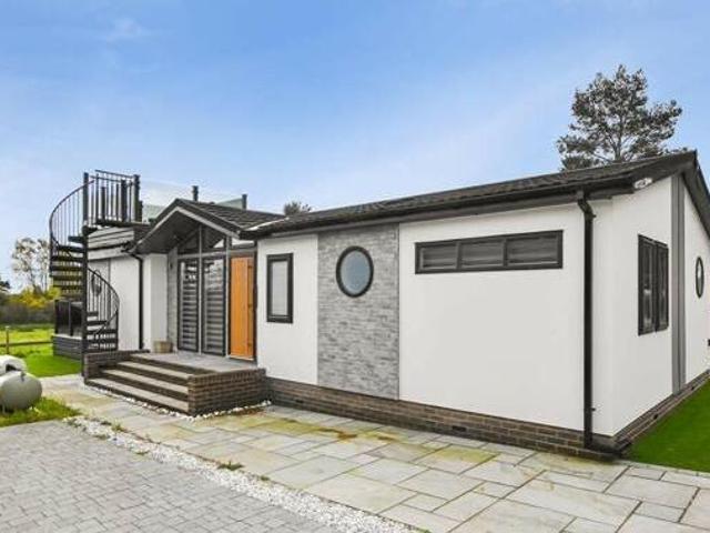 House for sale in Ferndown, Dorset