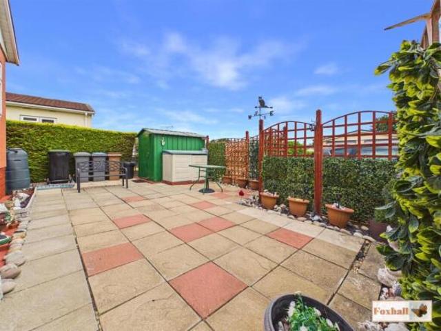Park Home for sale in Eastbridge, Suffolk