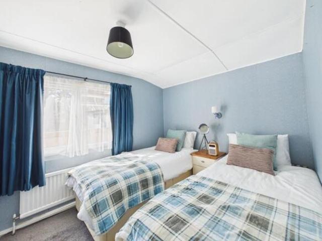 Park Home for sale in Cheltenham, Gloucestershire
