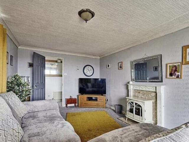 House for sale in Riddlesden, West Yorkshire