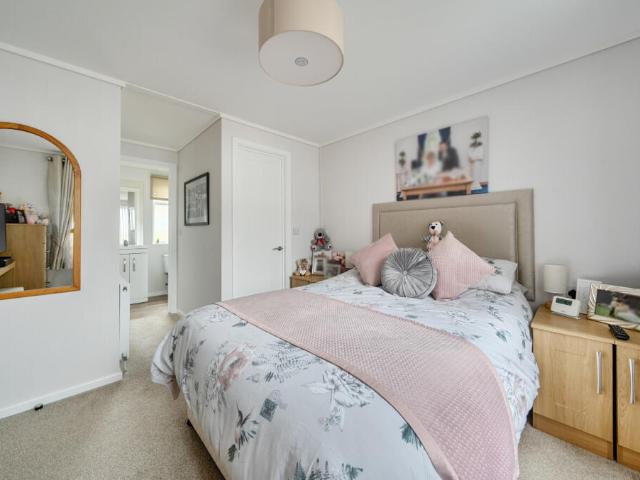 Park Home for sale in Kingsdown, Swindon