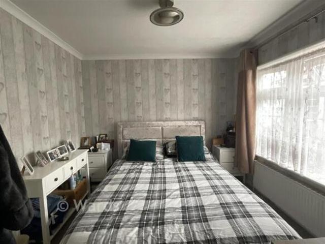 Park Home for sale in The Butts, Kent