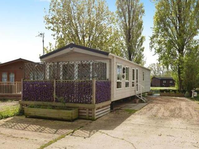 House for sale in Northampton, Northamptonshire
