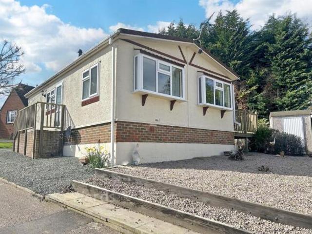 Park Home for sale in Midway, Kent