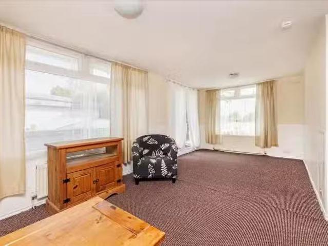 House for sale in Loanhead
