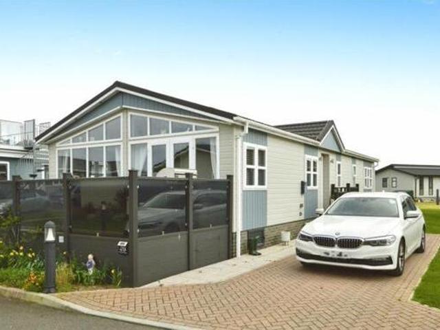 House for sale in Rochester, Kent