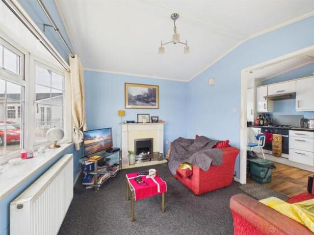 Park Home for sale in Bamfurlong, Golden Valley