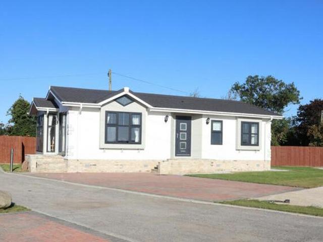 House for sale in Fishers Green, North Yorkshire