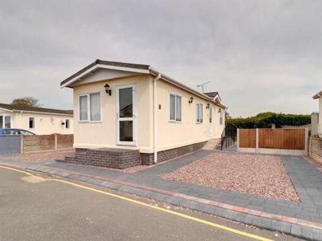 House for sale in Baswich, Staffordshire