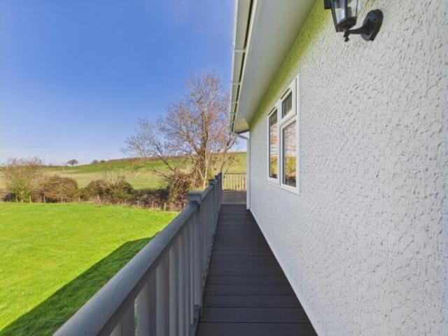 Park Home for sale in Swindon, Golden Valley