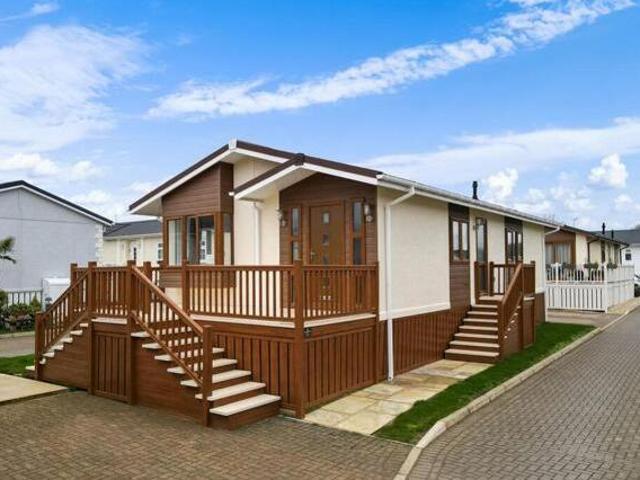 House for sale in Hampton Green, Cambridgeshire