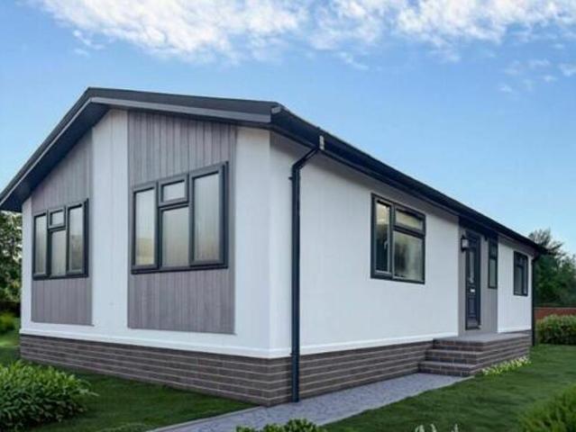 House for sale in High Field, York