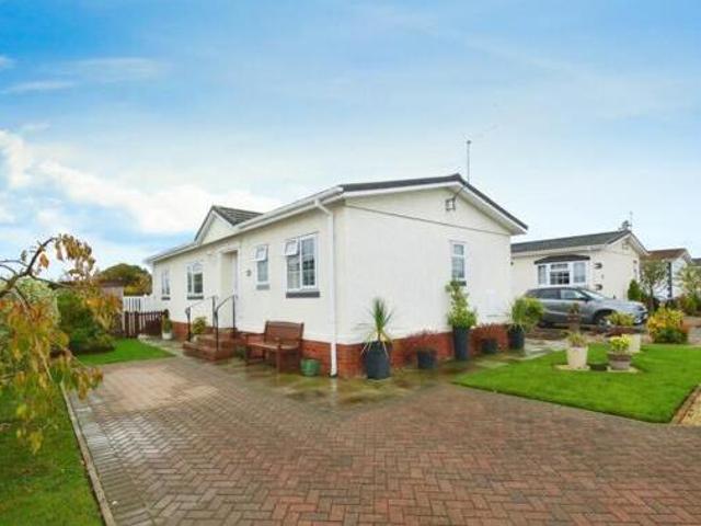 House for sale in High Field, York