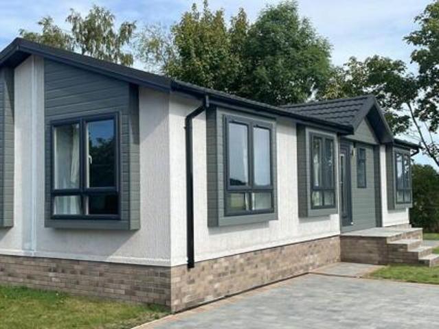 House for sale in High Field, York