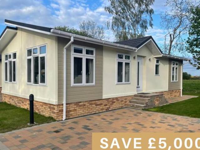 House for sale in High Field, York