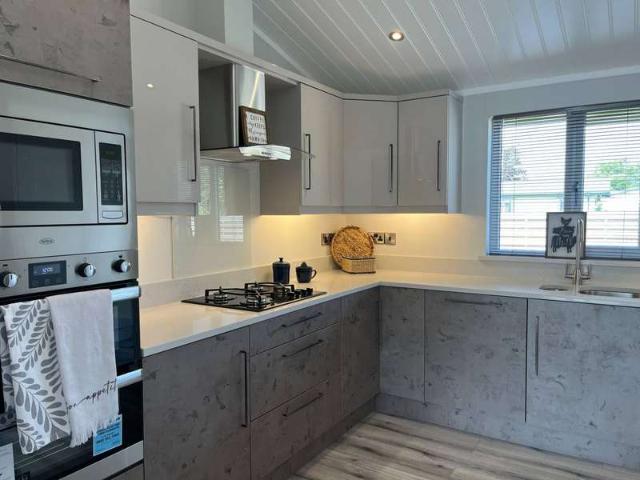 Park Home for sale in Barway, Cambridgeshire