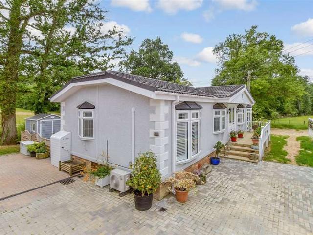 Park Home for sale in Bridgefield, Kent