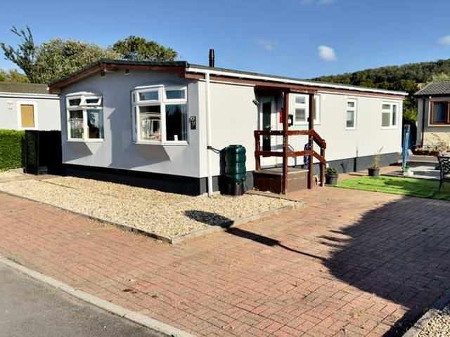 Park Home for sale in Banwell, North Somerset
