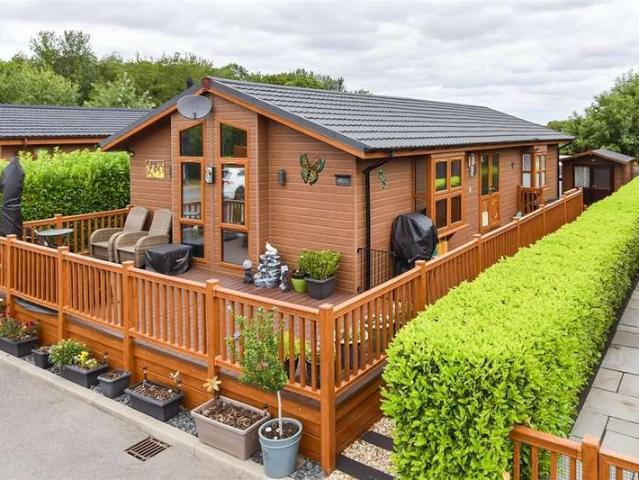 Park Home for sale in Bourne Vale, Kent