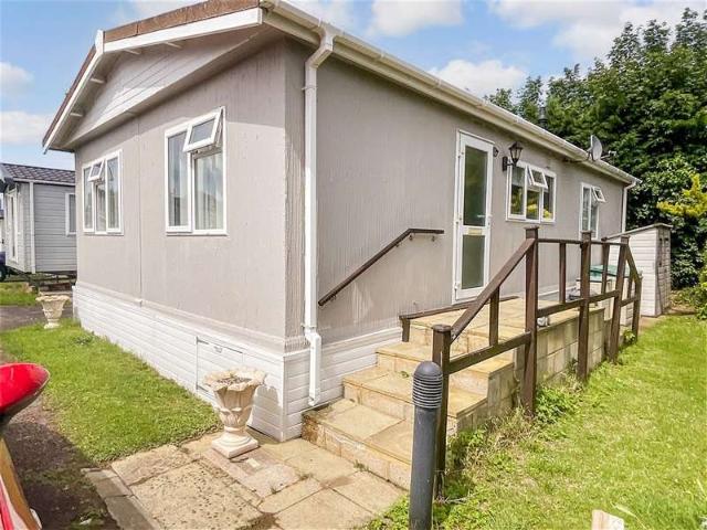 Park Home for sale in Westwood, Acol