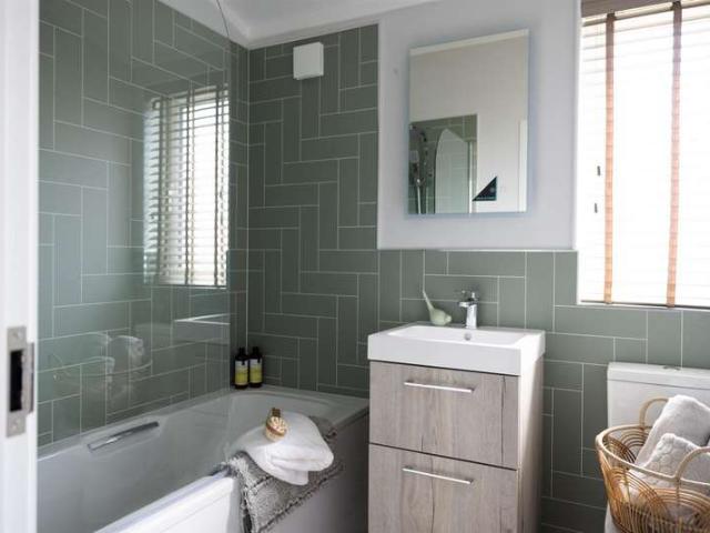 Park Home for sale in Bradenstoke, Wiltshire