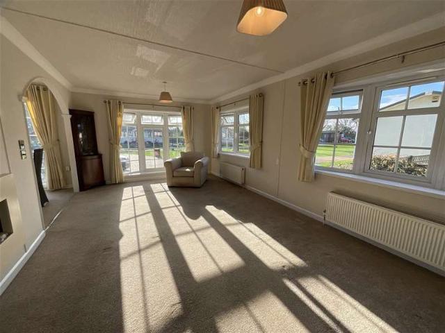 Park Home for sale in Sandown Park, Kent