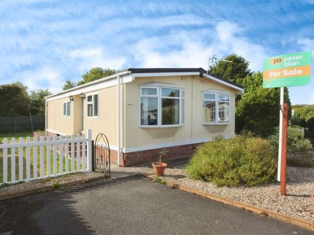 Park Home for sale in Saint Bride's Wentlooge, Wales