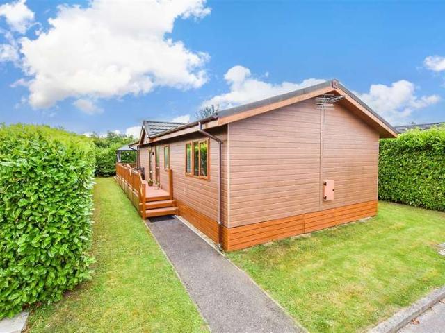 Park Home for sale in Bourne Vale, Kent