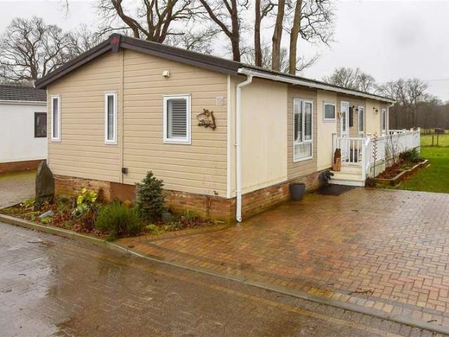 Park Home for sale in Bridgefield, Kent