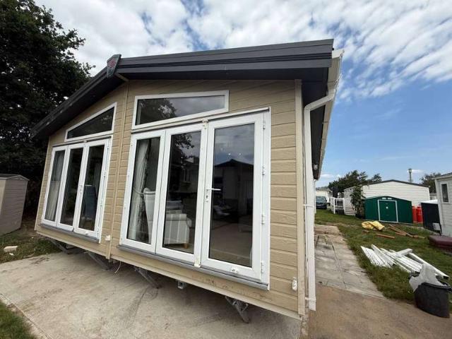 Park Home for sale in Costhorpe, East Midlands