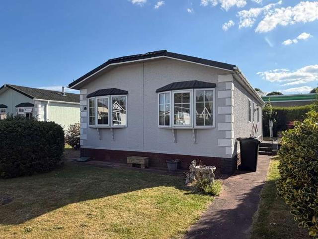 Park Home for sale in Perton, Great Chatwell