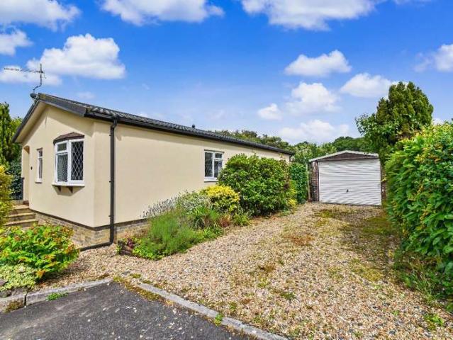 Park Home for sale in Weir Quay, Devon