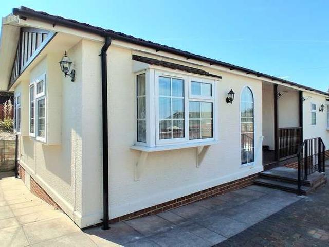 Park Home for sale in Redcliffe Bay, Portishead