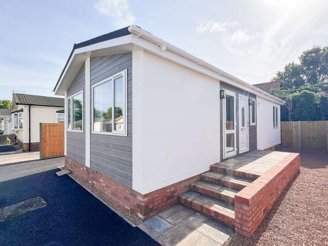 Park Home for sale in Westfields, Lower Bullingham