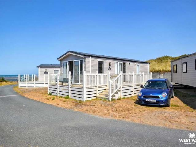 Park Home for sale in Y Ferwig, Gwbert