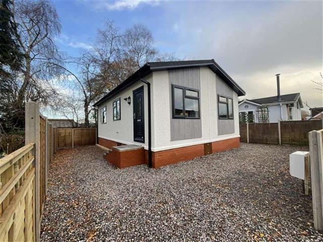 Park Home for sale in Petersfield, Bolton Low Houses