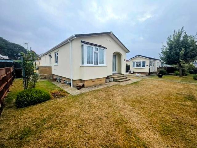 Park Home for sale in School House, Gloucestershire