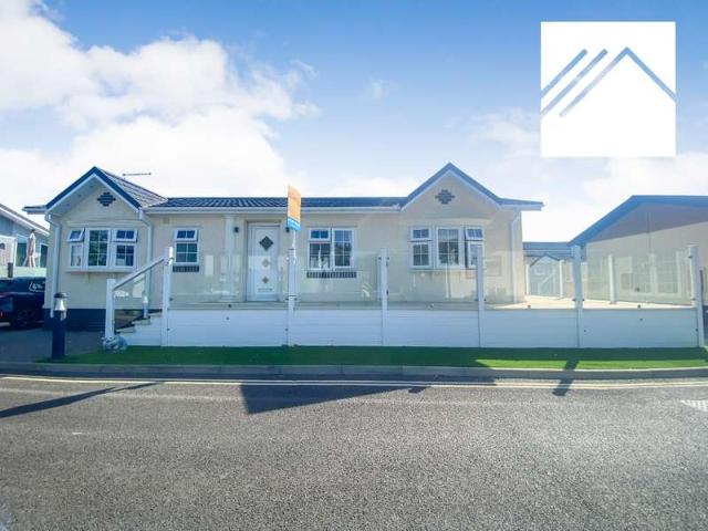 Park Home for sale in Canvey Island