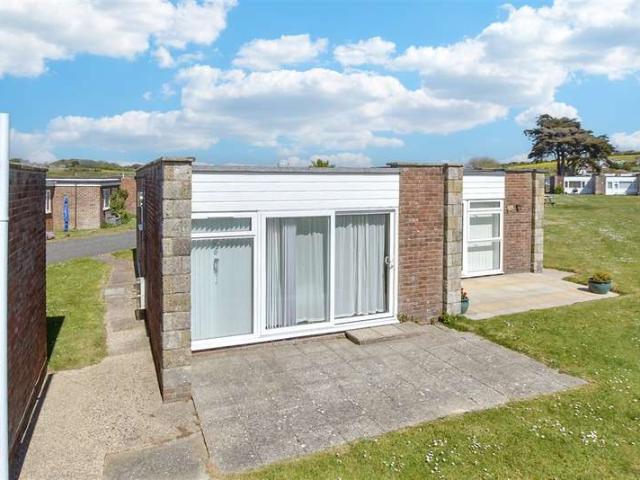 Park Home for sale in Freshwater, Isle Of Wight