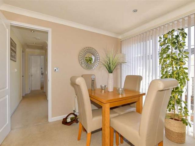 Park Home for sale in Seasalter, Canterbury