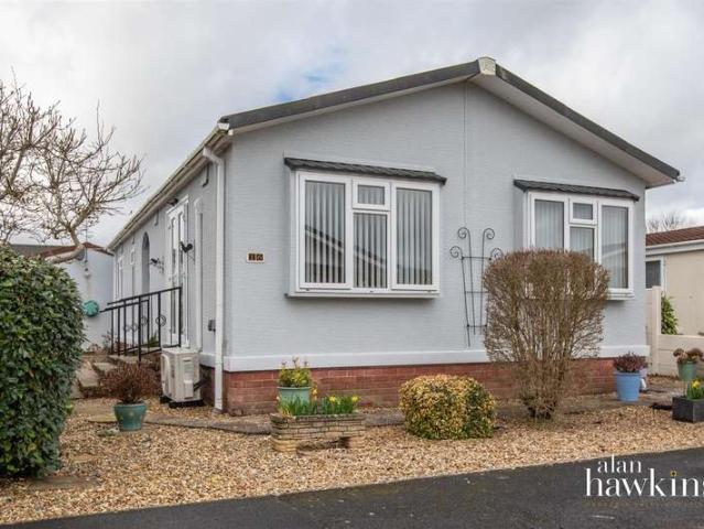 Park Home for sale in Lyneham and Bradenstoke, Bradenstoke