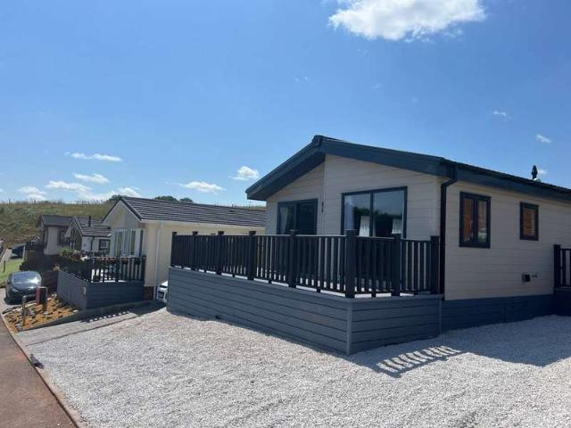 Park Home for sale in Hopstone, Claverley