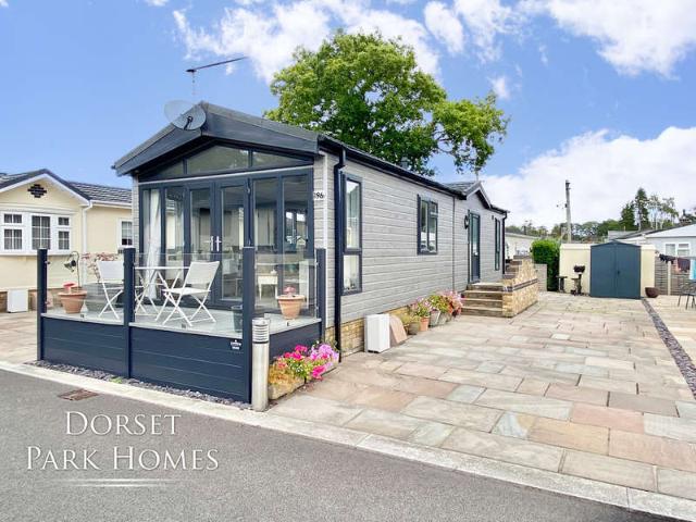Park Home for sale in West Moors, Ferndown