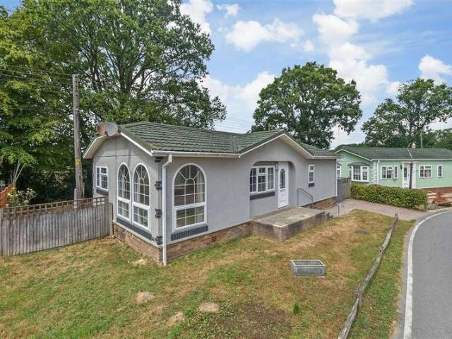 Park Home for sale in Bridgefield, Kent