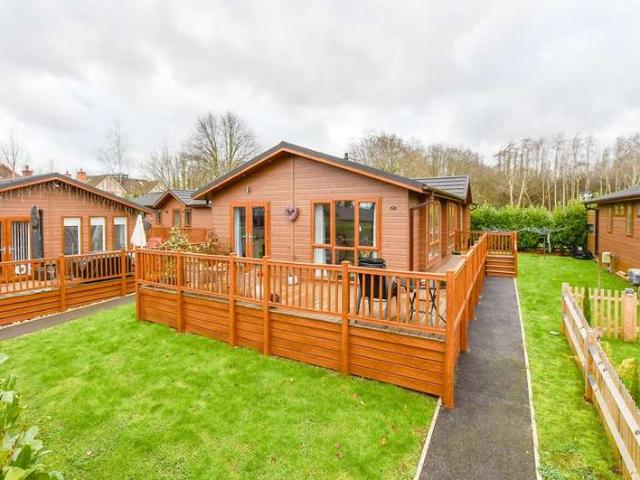 Park Home for sale in Bourne Vale, Kent
