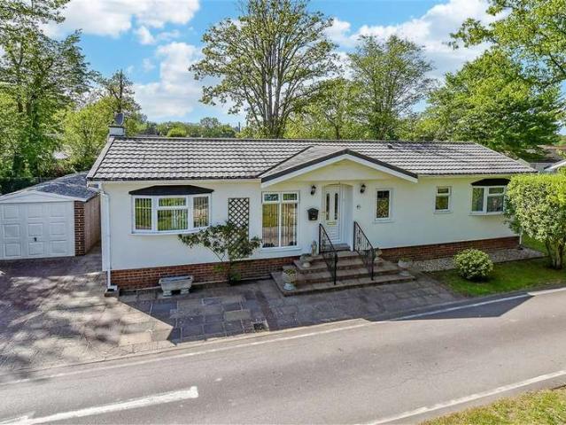 Park Home for sale in Bridgefield, Kent