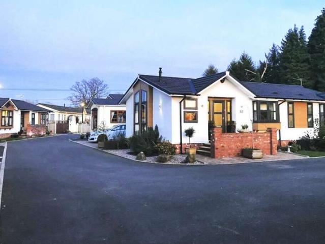 Park Home for sale in Mobberley