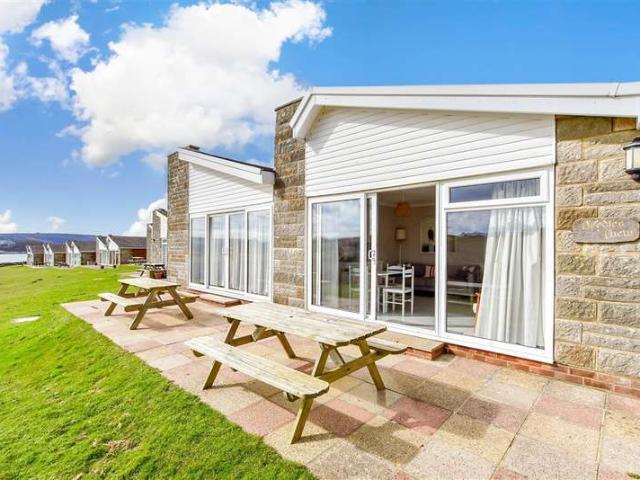 Park Home for sale in Freshwater, Isle Of Wight